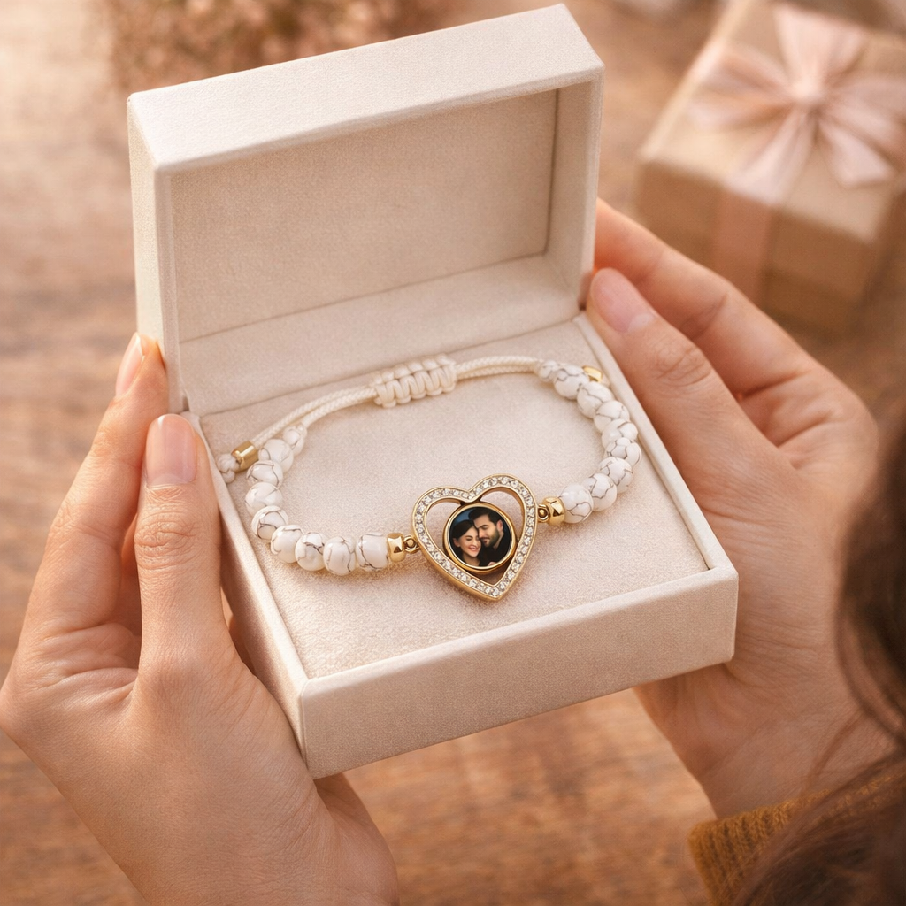 🖤 Couple Photo Heart Bead Bracelet 🖤 on model